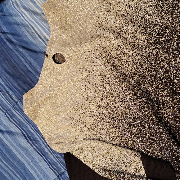 Sweater - Picture 2 of 3